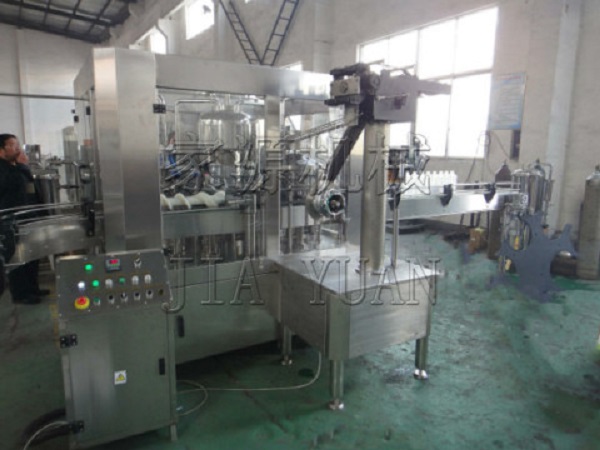 鋁箔封口三合一灌裝機